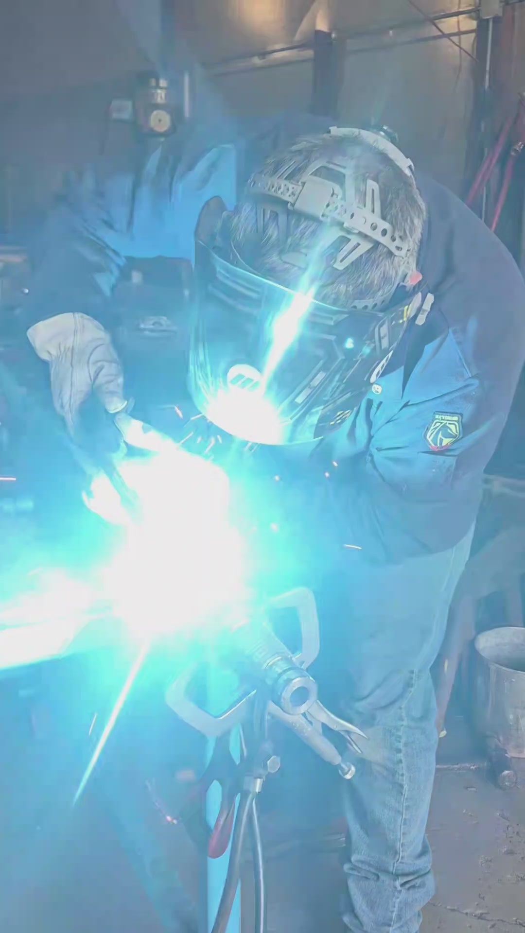 Load video: Mobile Welding Repair &amp; Fabrication